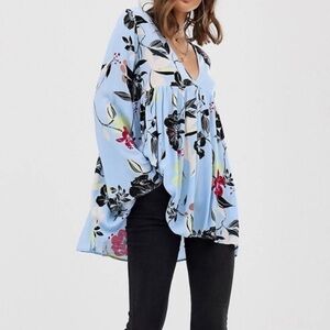 Free People Bella Blue floral swing top size M